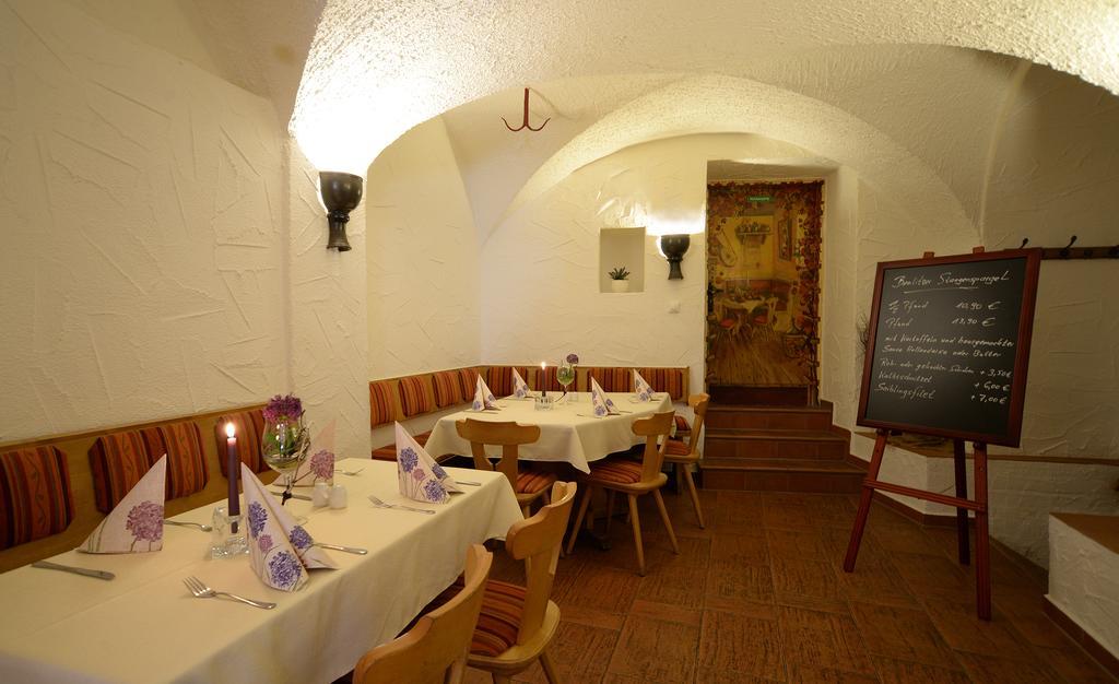 Hotel Frauensteiner Hof Buitenkant foto